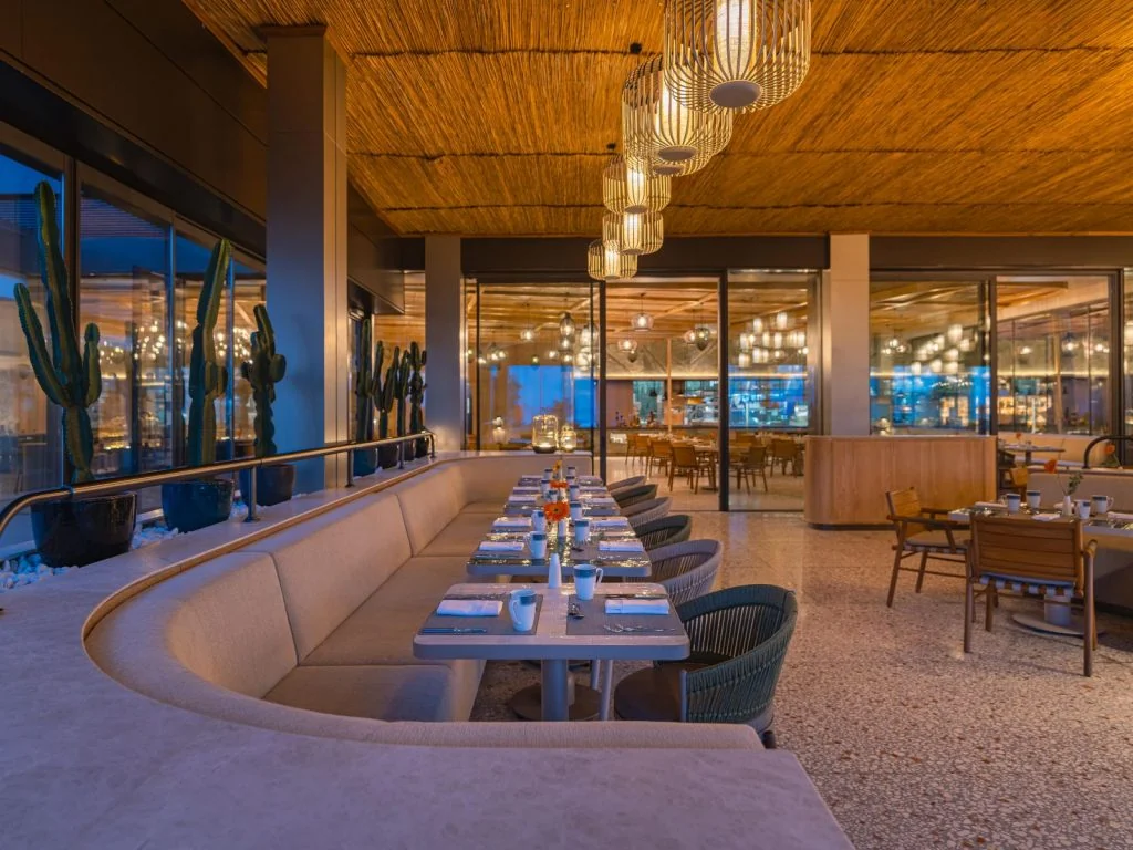 Bellâ Tavola — Indoor seating area