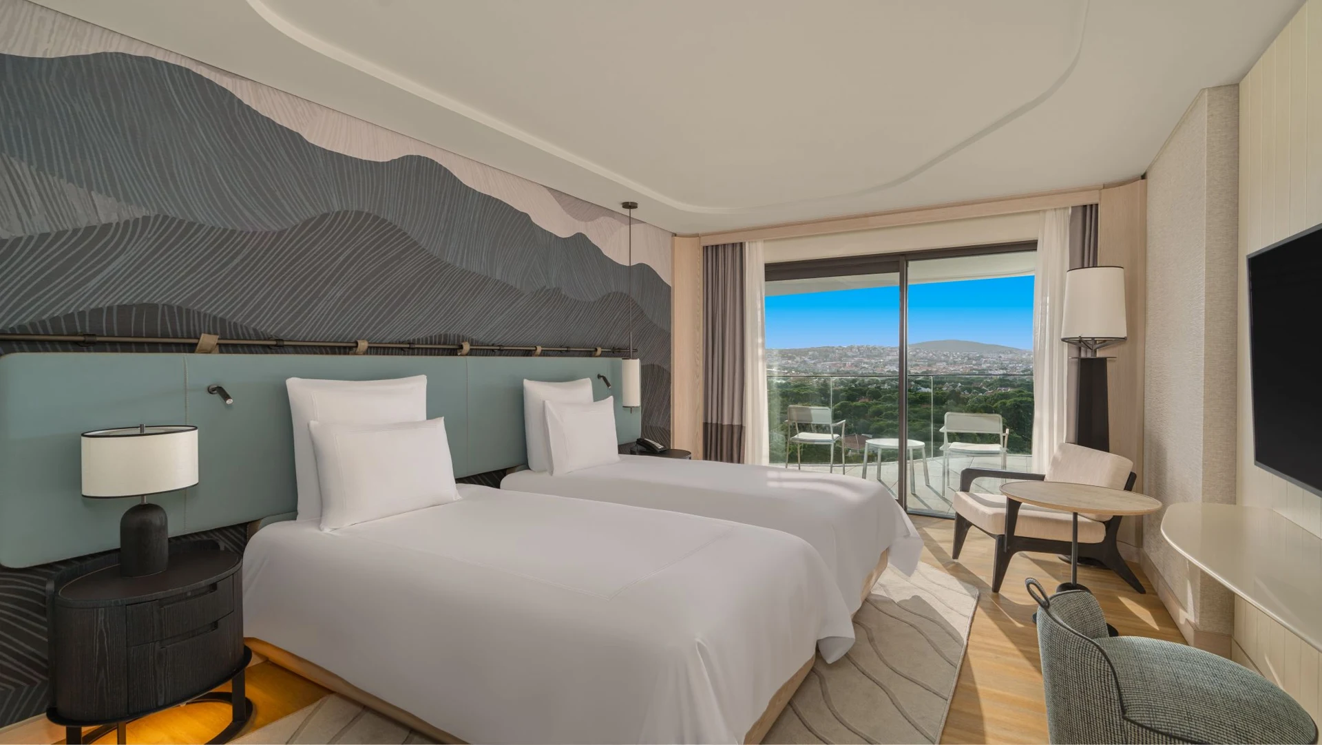 Swissôtel Resort & Spa Çeşme — Balkonlu konuk odası